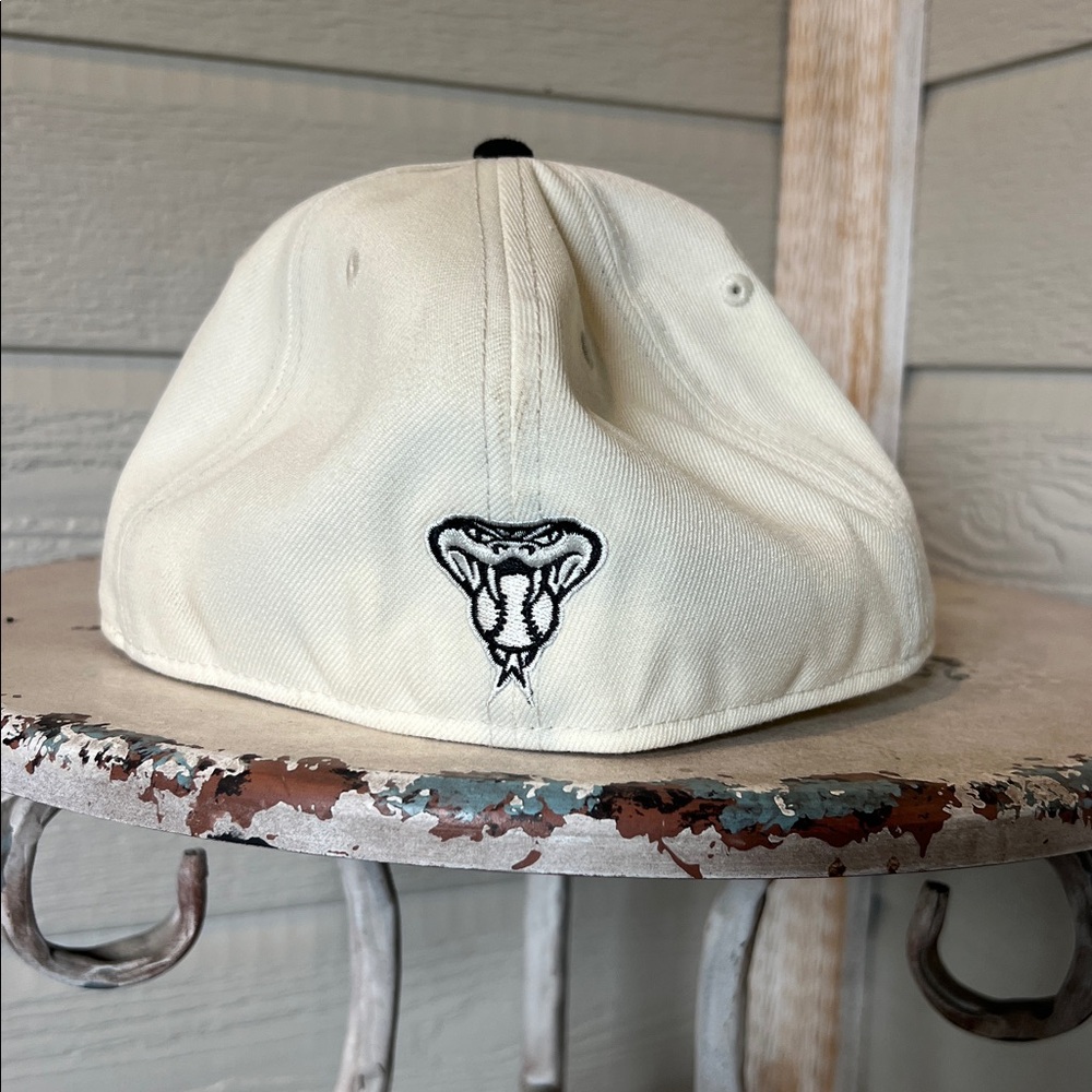 Arizona diamondbacks hat - Picture 2 of 5